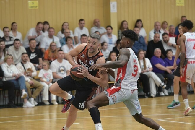 ОФІЦІЙНО. Черкаські Мавпи продовжили контракт з капітаном 1