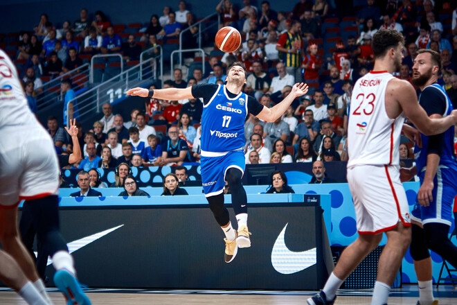 Євробаскет-2025. Із легким переляком. Туреччина здобула перемогу над Чехією 1