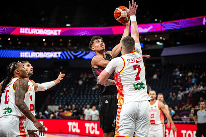 Євробаскет-2025. Німеччина розгромила Чорногорію з різницею у 30 очок Євробаскет-2025. Німеччина розгромила Чорногорію з різницею у 30 очок 1