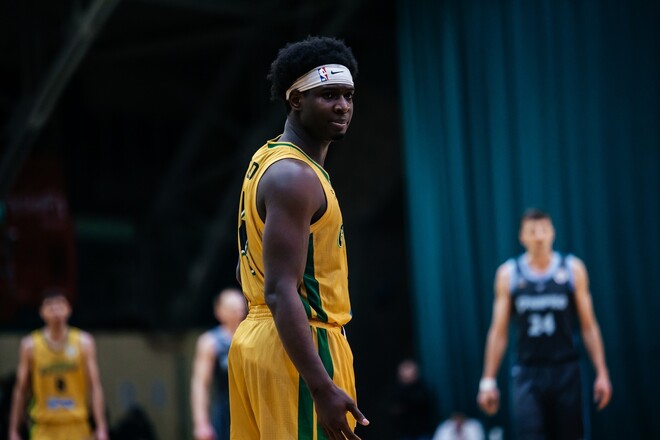 Американський форвард Прикарпаття продовжив контракт із клубом 1