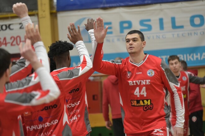 Центровий Ніко-Баскет: «У Миколаєві дуже перспективна команда» Центровий Ніко-Баскет: «У Миколаєві дуже перспективна команда» 1