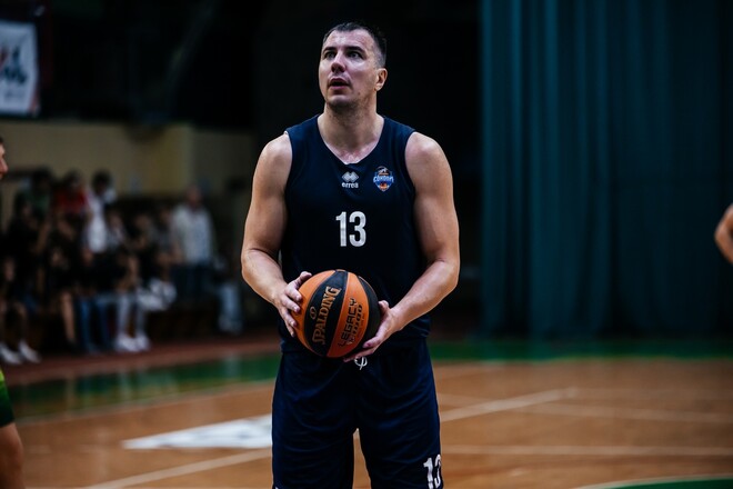 Харківські Соколи шокували Черкаських Мавп у товариському матчі 1