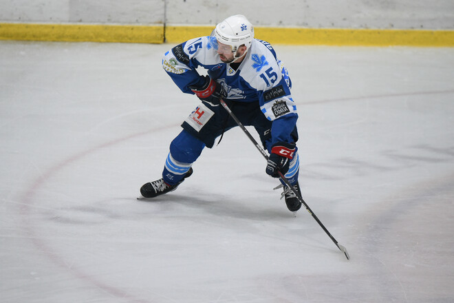 Легендарний хокеїст відновив кар’єру, щоб зіграти за новостворений клуб 1