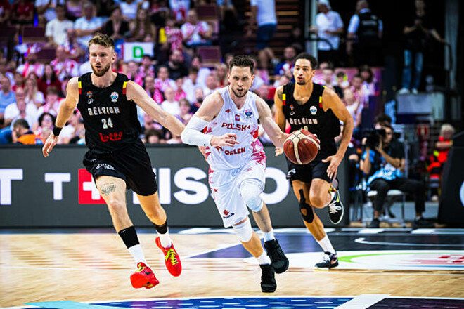 Підсумкові турнірні таблиці. На Євробаскеті-2025 визначено пари 1/8 фіналу Підсумкові турнірні таблиці. На Євробаскеті-2025 визначено пари 1/8 фіналу 1