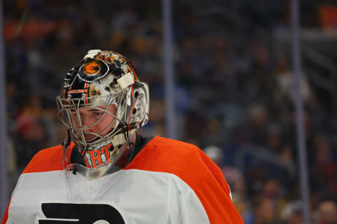 Справа про сексуальне насильство. НХЛ дозволила 5 хокеїстам знову грати 1