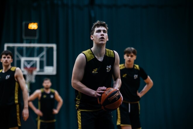 У Рівному команди Суперліги зіграють передсезонний турнір 1