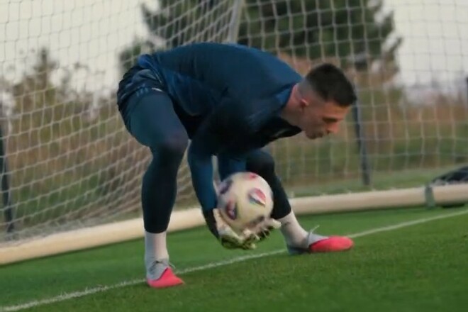 ВІДЕО. Трубін провів тренування у таборі збірної під керівництвом Худжамова 1