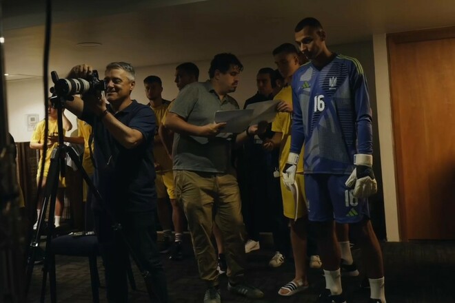 ВІДЕО. Збірна України U-20 провела фотосесію перед стартом ЧС U-20 1