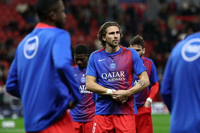 Французький журналіст – про Забарного в матчі з Баєром: «Це катастрофа» 1