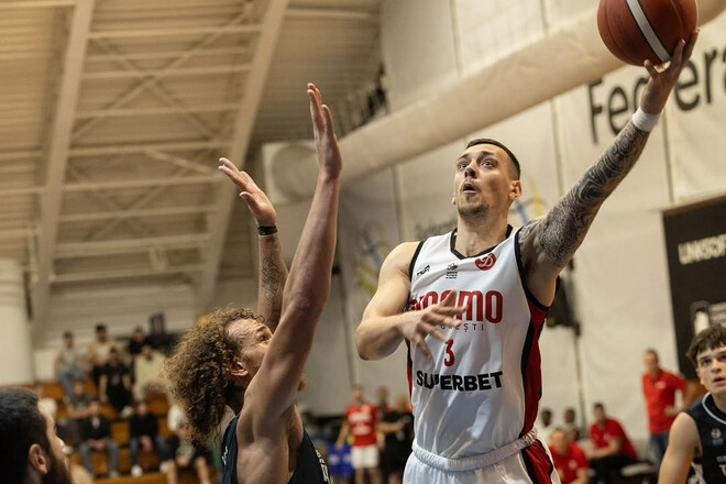 Яскрава гра Боброва допомогла Динамо Бухарест здобути перемогу 1