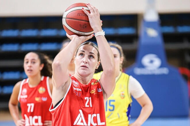 Юркевічус розпочала сезон в Ізраїлі і оформила дабл-дабл 1