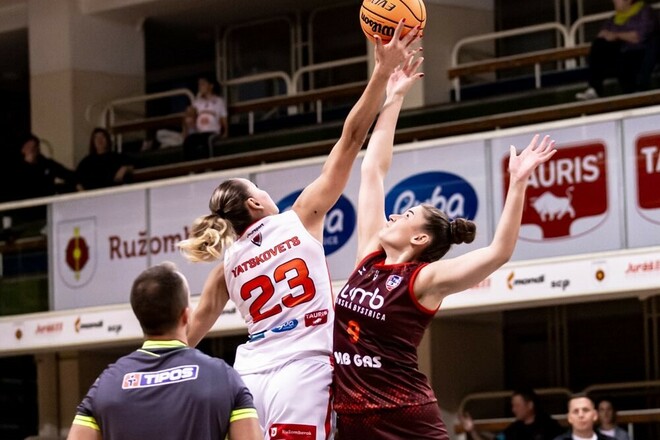 Наші за кордоном. Яцковець провела хорошу гру у чемпіонаті Словаччини 1