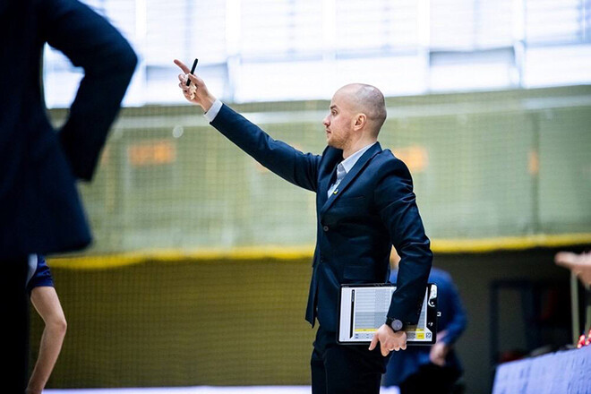 Клуб Суперліги оголосив про призначення нового головного тренера 1