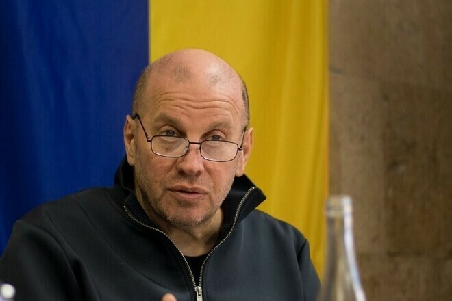 Президент ФБУ: «Схиляю голову... Ніколи їх не пробачу» Президент ФБУ: «Схиляю голову... Ніколи їх не пробачу» 1