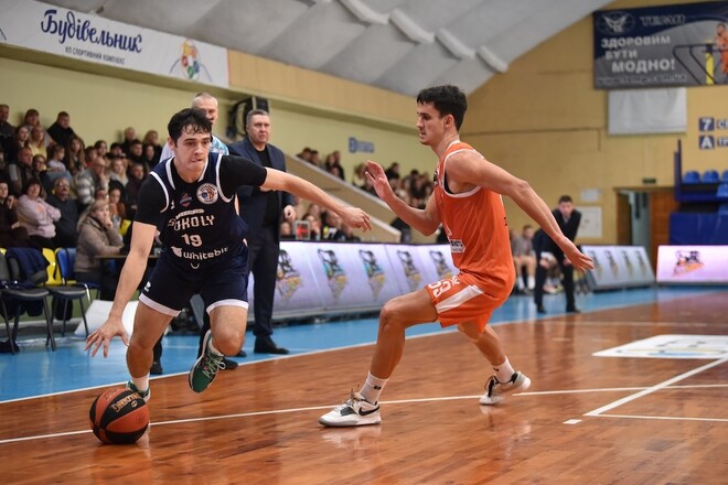 Суперліга: перемоги Кривбасу та Говерли, результативна гра в Черкасах 1