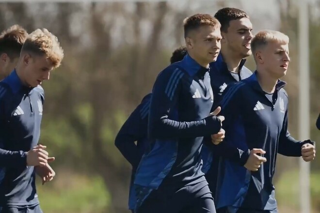 ВІДЕО. Україна U-20 провела тренування напередодні гри з іспанцями на ЧС 1
