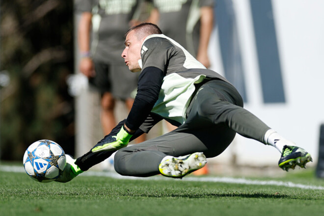 ВІДЕО. За що Лунін отримав червону картку після матчу з Барселоною 1