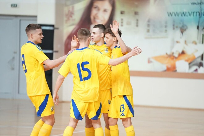 ВІДЕО. Збірна України U-19 розминається перед матчем з Італією 1