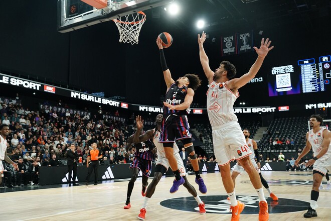 Євроліга: трилер у Парижі, розгромні перемоги Црвени Звезди й Панатінаїкоса 1