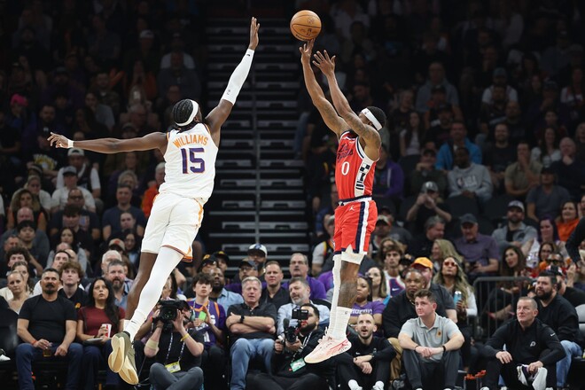 Фінікс впевнено переміг Кліпперс Фінікс впевнено переміг Кліпперс 1