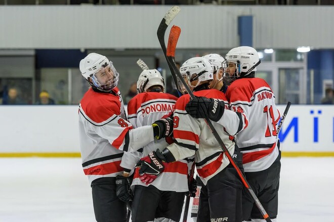Київський клуб тимчасово призупинив свій виступ в чемпіонаті України Київський клуб тимчасово призупинив свій виступ в чемпіонаті України 1