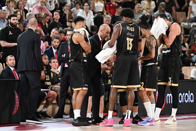 Монако заборонили реєструвати нових гравців. У чому причина? Монако заборонили реєструвати нових гравців. У чому причина? 1