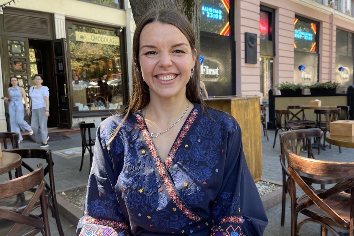 "Під час привітання супротивників ми вигукували: "Слава – Україні! Героям – слава!", щоб почула вся зала", - олімпійська чемпіонка Аліна Комащук 3 Аліна зі сміхом згадує свої перестороги під час Оліміпади / фото Лариси Козової