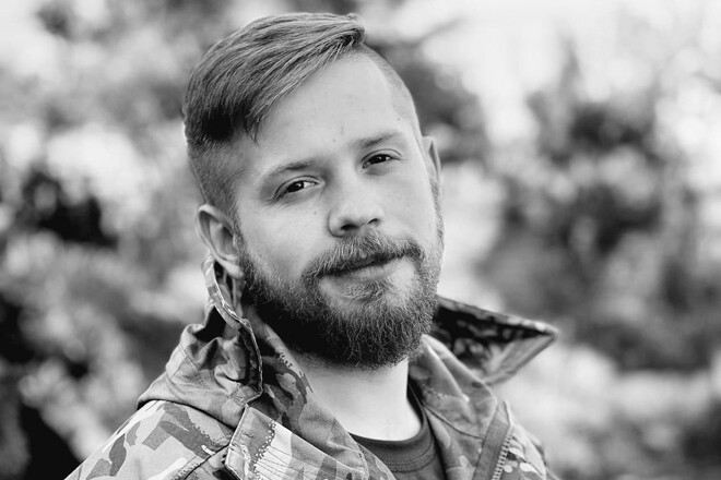 Схилимо голови. Замість хокею став воїном і отримав Зірку Героя. Посмертно 1