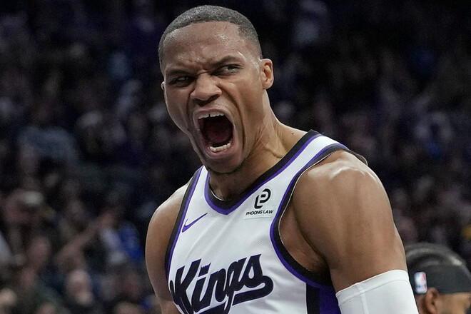 Вестбрук встановив три рекорди НБА в грі з Голден Стейт Вестбрук встановив три рекорди НБА в грі з Голден Стейт 1