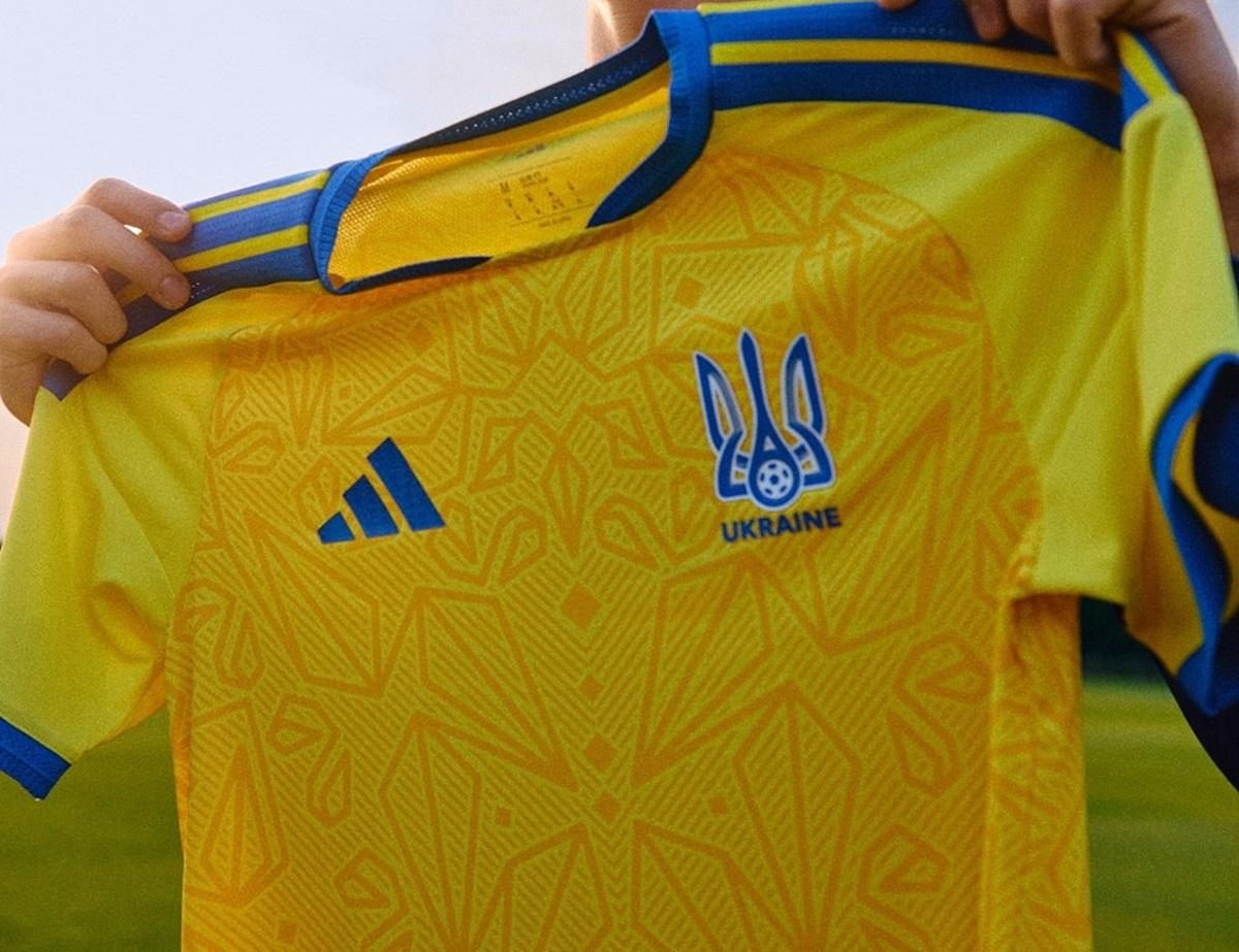 З повагою до історії: представлено нову форму збірної України з футболу (фото)