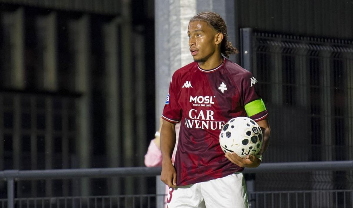 Пожежа на курорті у Швейцарії: футболіст врятував свою дівчину та отримав опіки 30% тіла