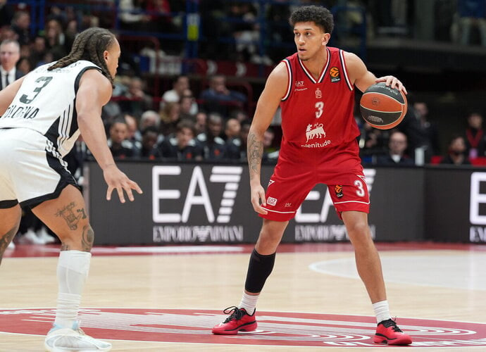 Зірковий легіонер клубу Євроліги повернеться в NCAA